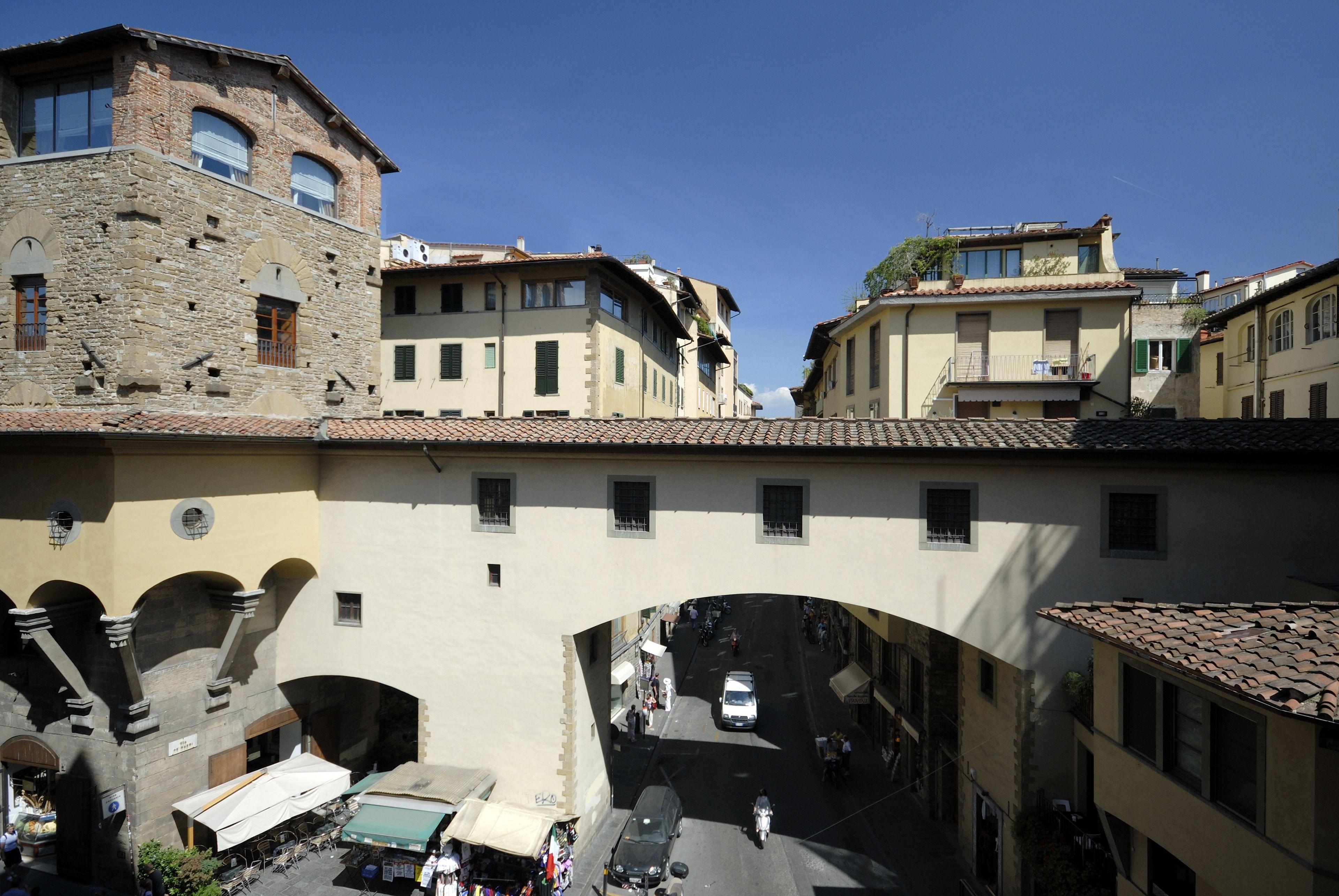 Where to Stay Near Palazzo Pitti: 5 Best Florence Hotels